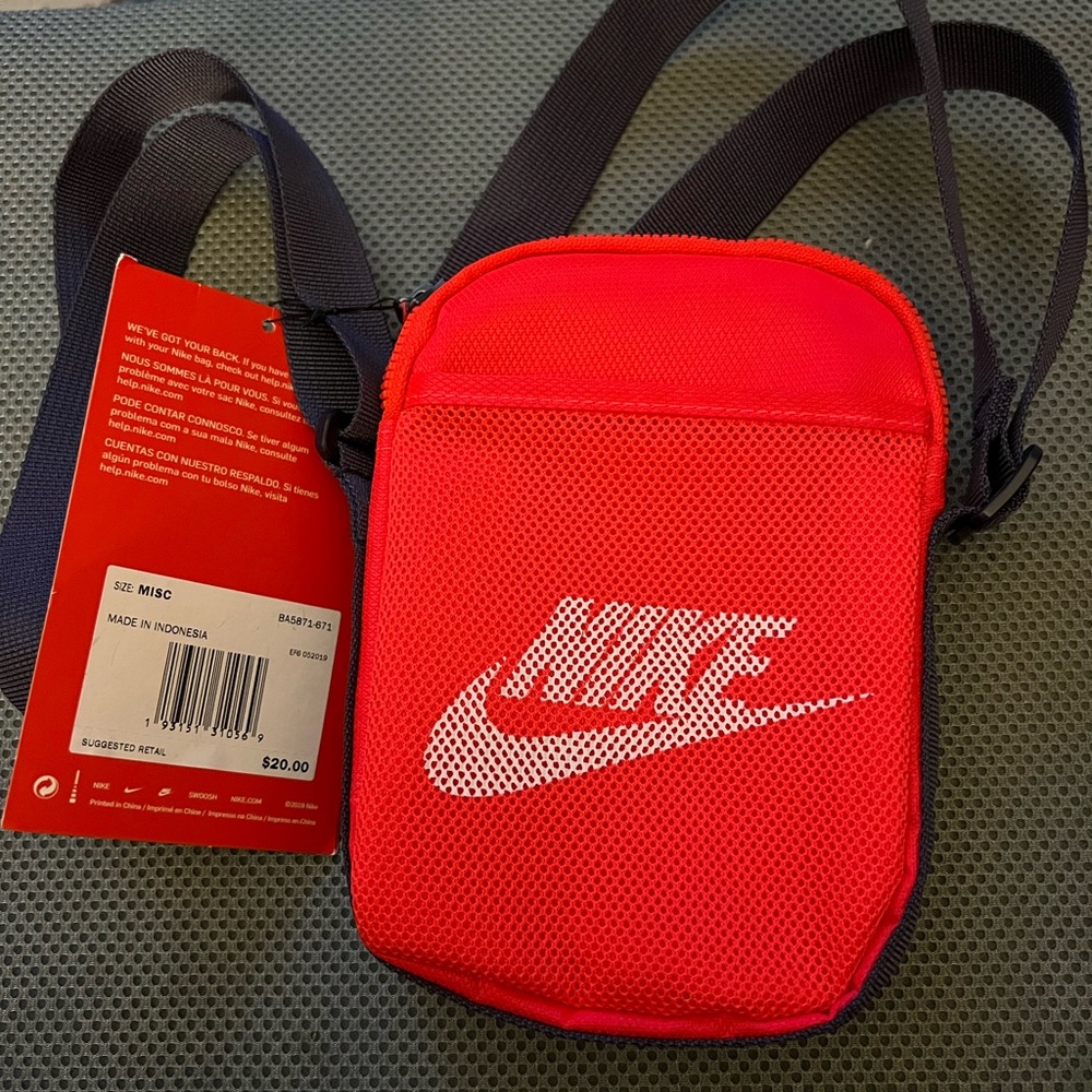 Brand New Nike crossbody bag